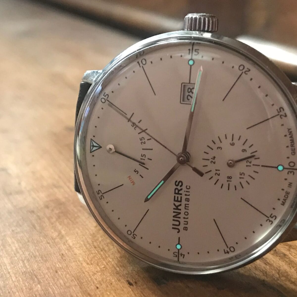 Junkers 6060-5 Bauhaus Review Junkers 6060-5 Bauhaus Review