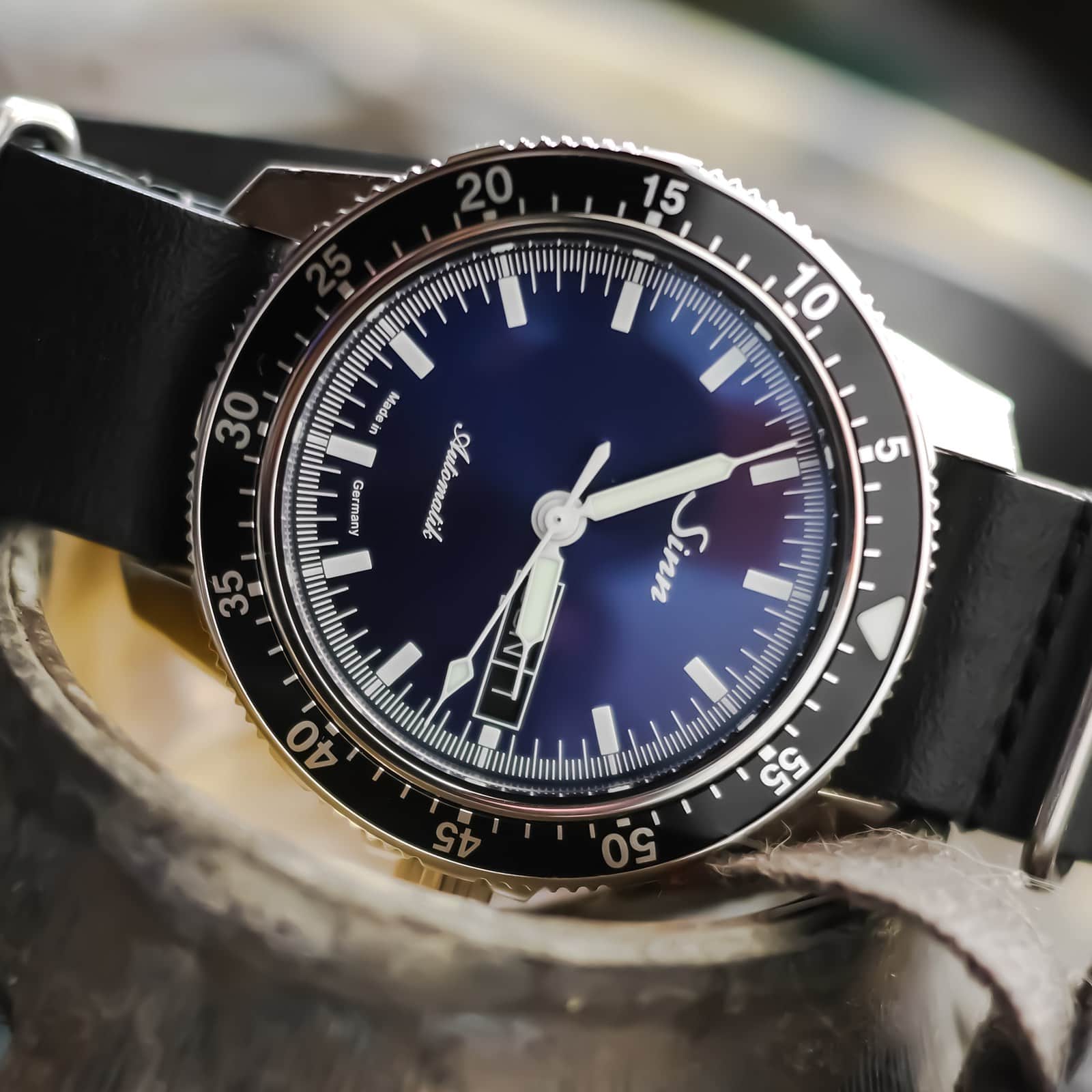 sinn 104 black