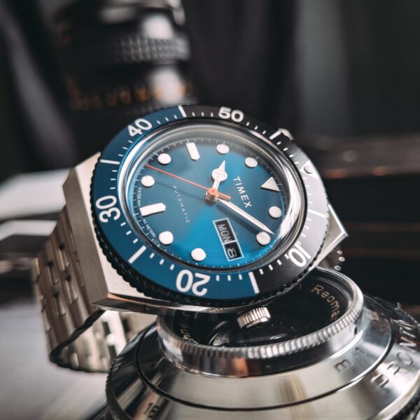 Reseña Timex M79 Batman Bezel